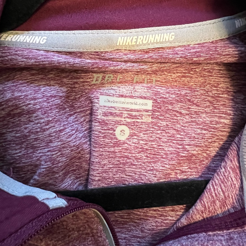 NIKE Running Jacket - Picture 3 of 3